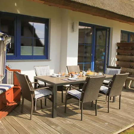 Feriehus Ostseebrandung - Haus Seestern Dranske